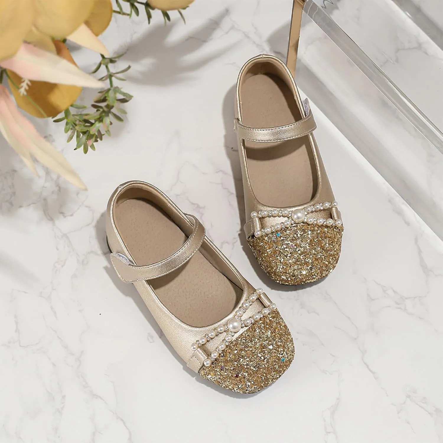 2025 Girls Casual Sandals Breathable Dressy Party Dance Shoes Comfortable Beach Vacation Slides with Ankle Strap Fashion Cute Kids Closed Toe Slippers Summer Slip-On Low Heel Walking Footwear
