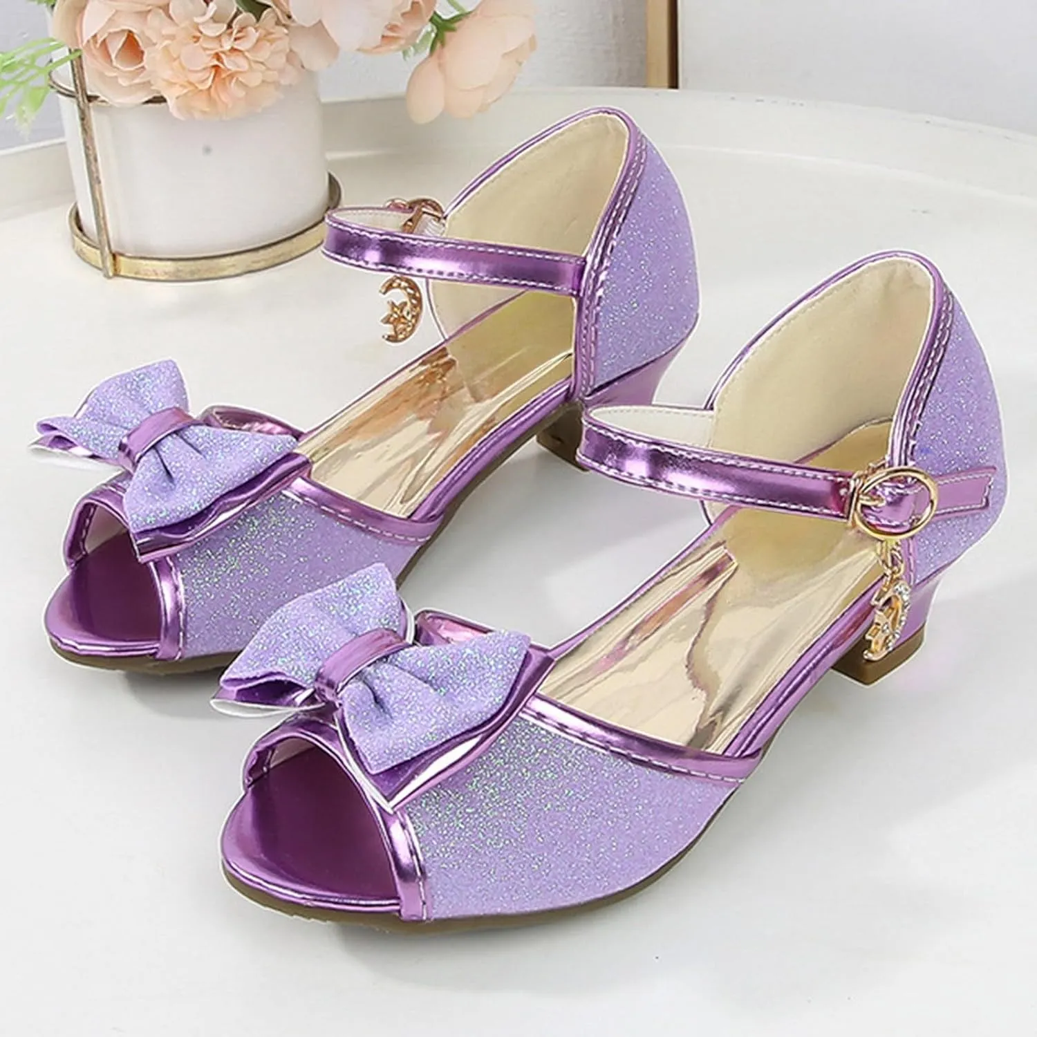 2025 Girls Casual Sandals Comfortable Dressy Party Dance Shoes with Ankle Strap Fashion Cute Bow Open Toe Soft Sole Kids Slippers Breathable Slip-On Shoe Summer Beach Vacation Slides