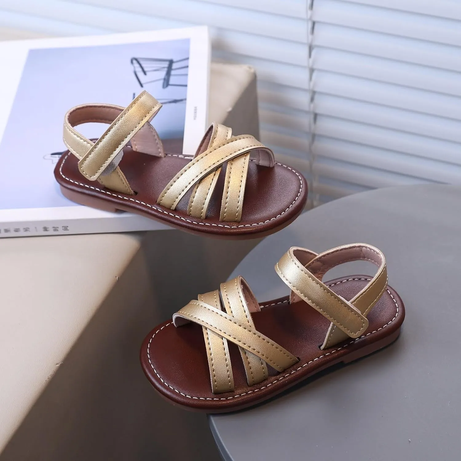 2025 Girls Casual Sandals Fashion Outdoor Sport Walking Footwear with Ankle Strap Summer Slip-On Beach Vacation Slides Comfortable Cute Kids Open Toe Slippers Breathable Dressy Party Dance Shoes