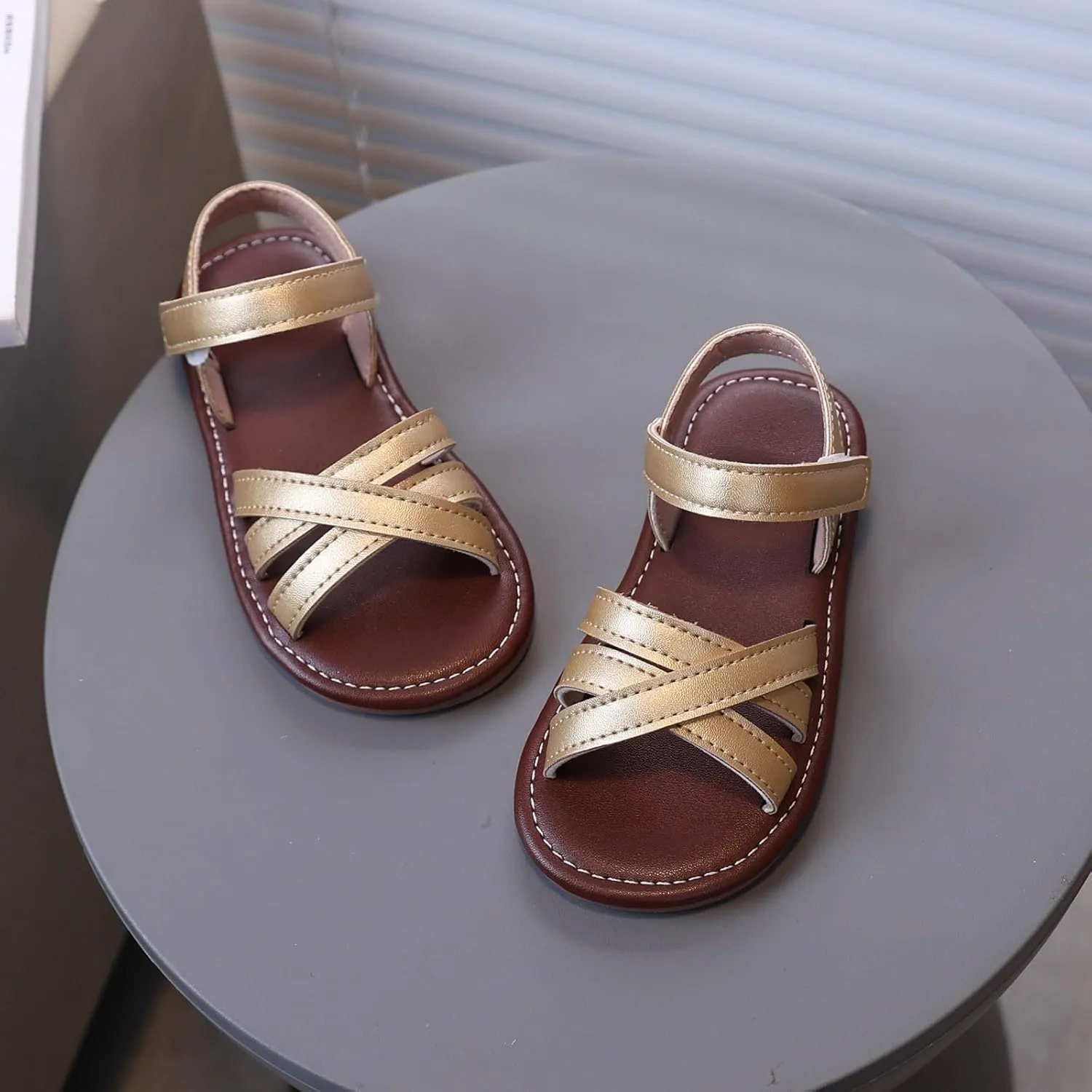 2025 Girls Casual Sandals Fashion Outdoor Sport Walking Footwear with Ankle Strap Summer Slip-On Beach Vacation Slides Comfortable Cute Kids Open Toe Slippers Breathable Dressy Party Dance Shoes