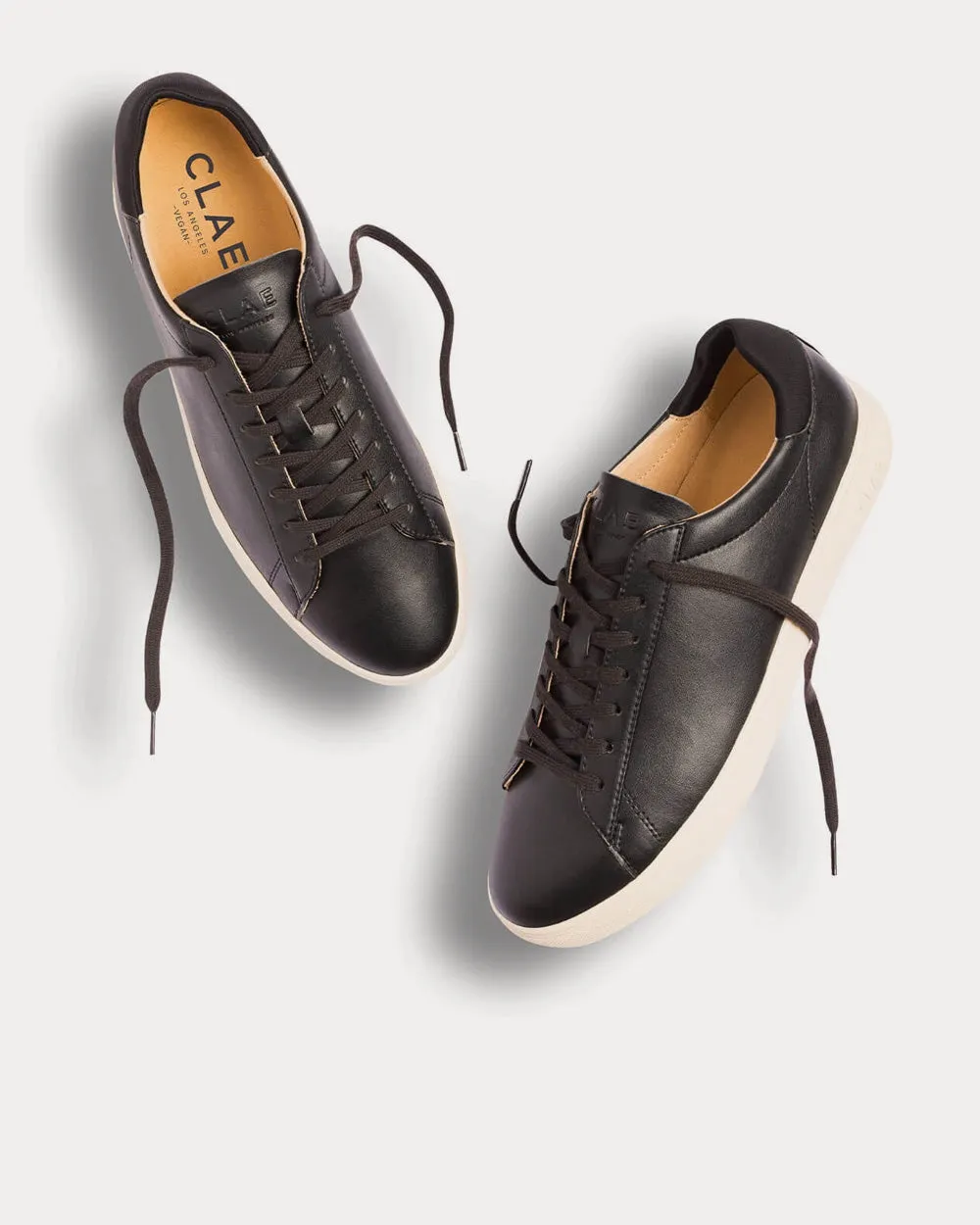 Bradley Black Sneakers