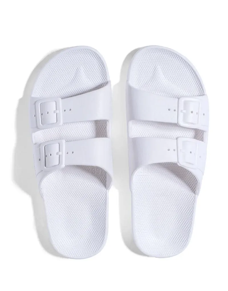 MOSES Sandals in White