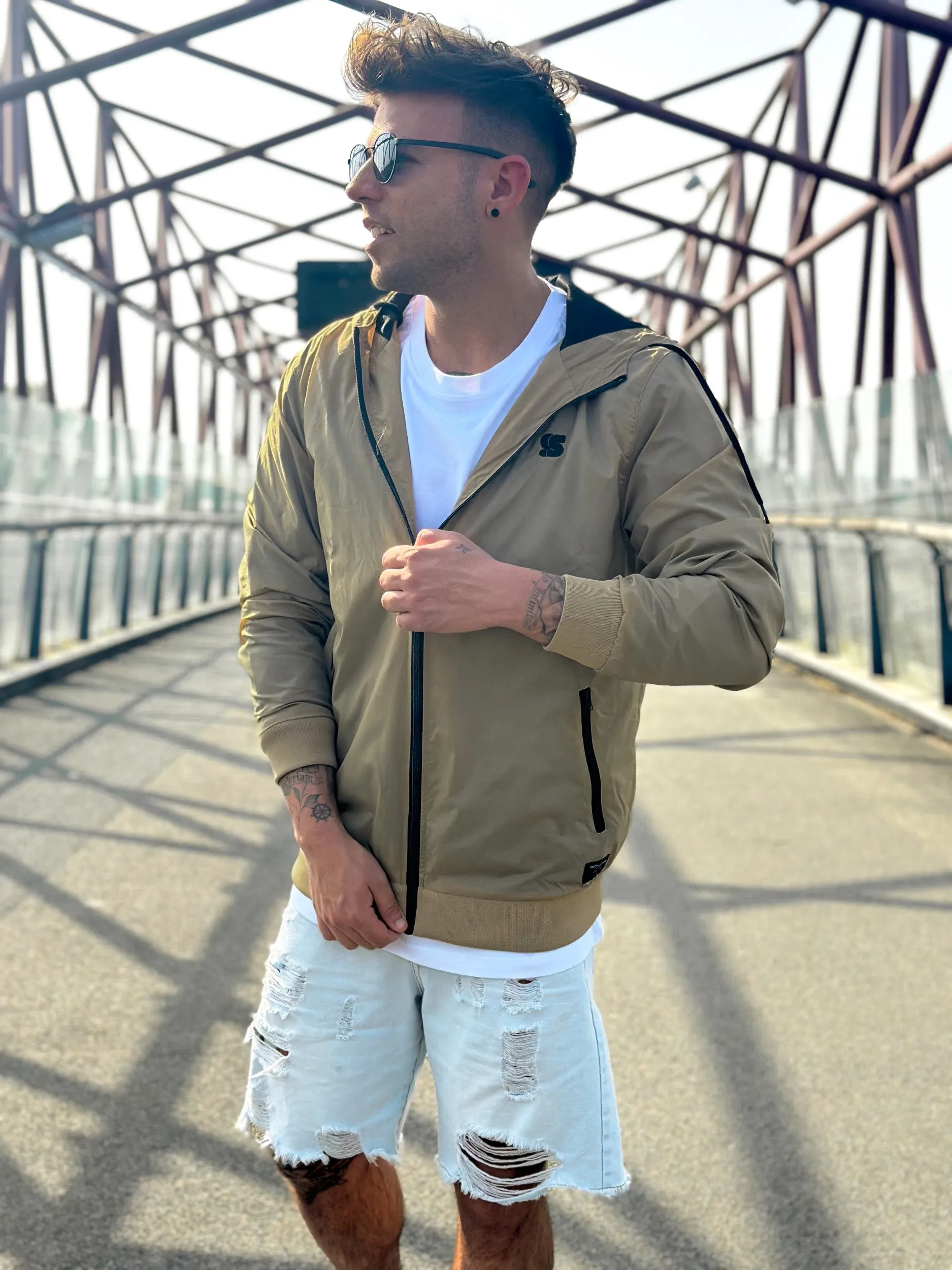 Sand Windbreaker / S Logo Black Embroidered Men