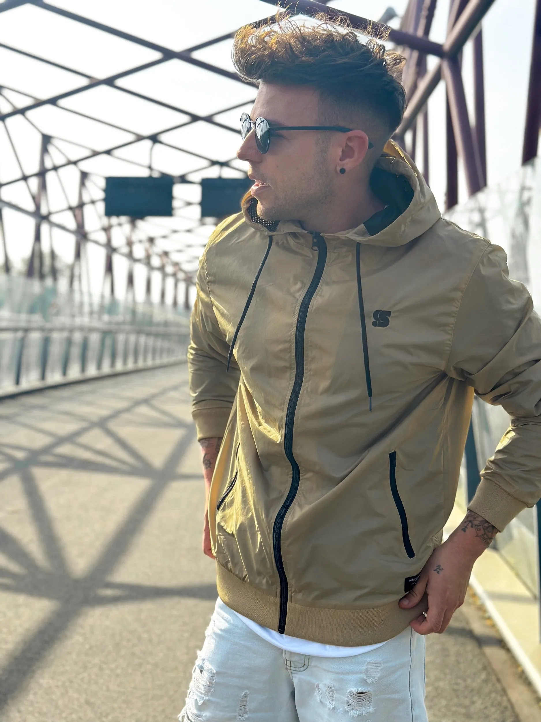 Sand Windbreaker / S Logo Black Embroidered Men